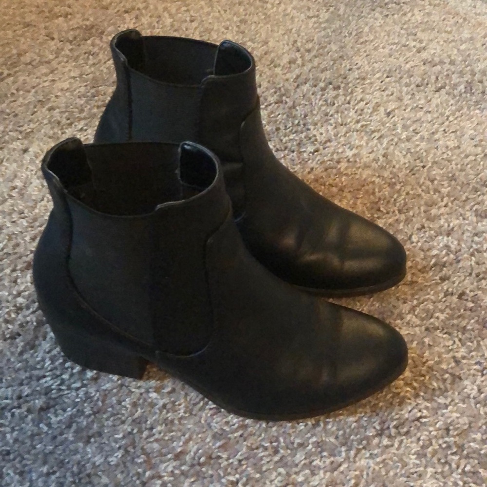 Forever 21 booties